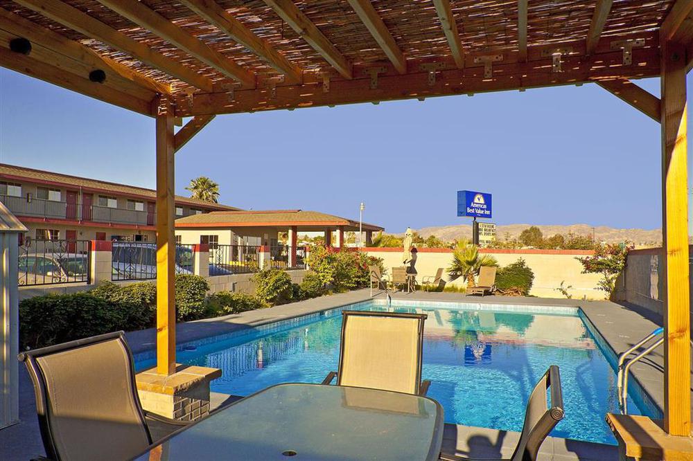 Americas Best Value Inn Needles Einrichtungen foto